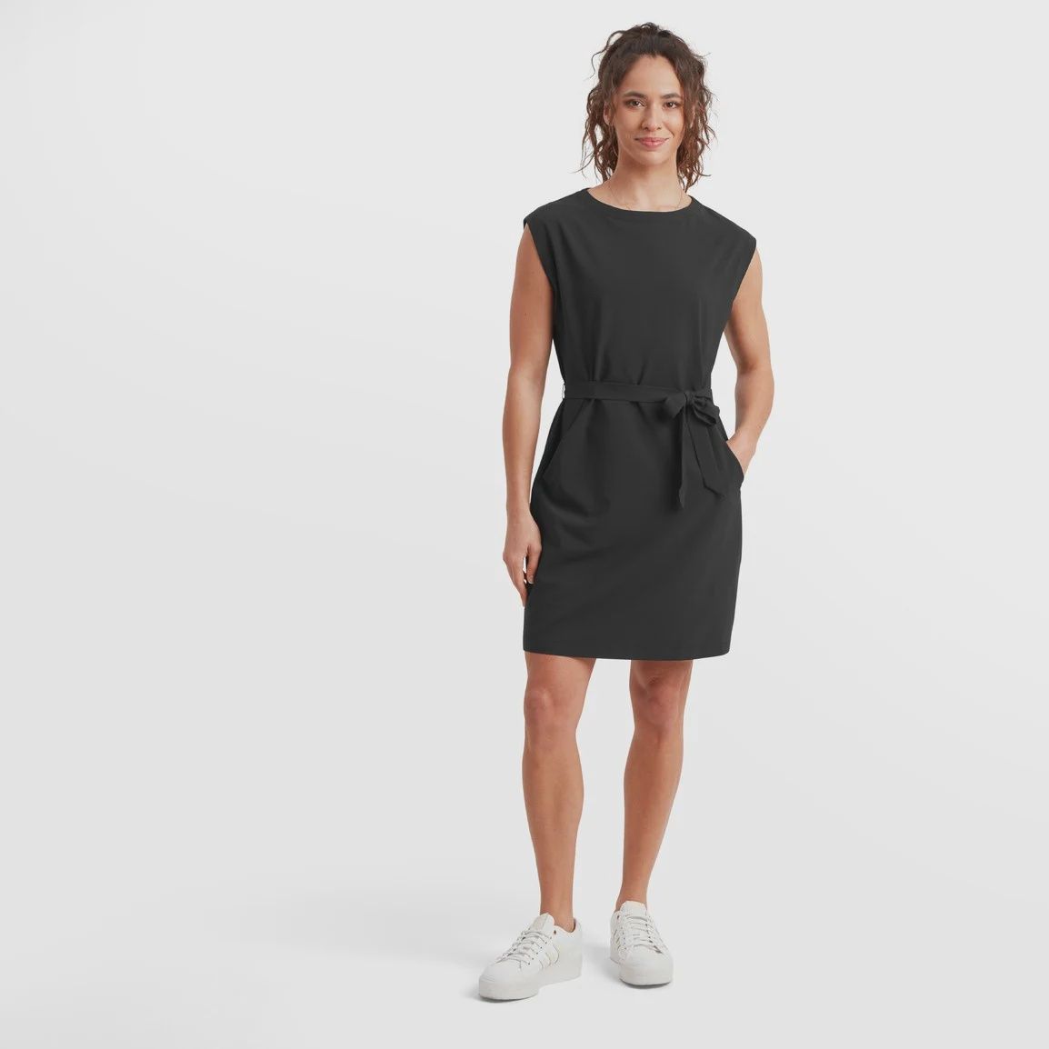 Sherpa Sajilo Travel Dress Womens, Color: Black, Size: S