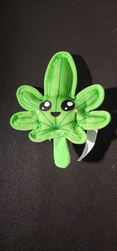 Dog Toy MJ leaf small