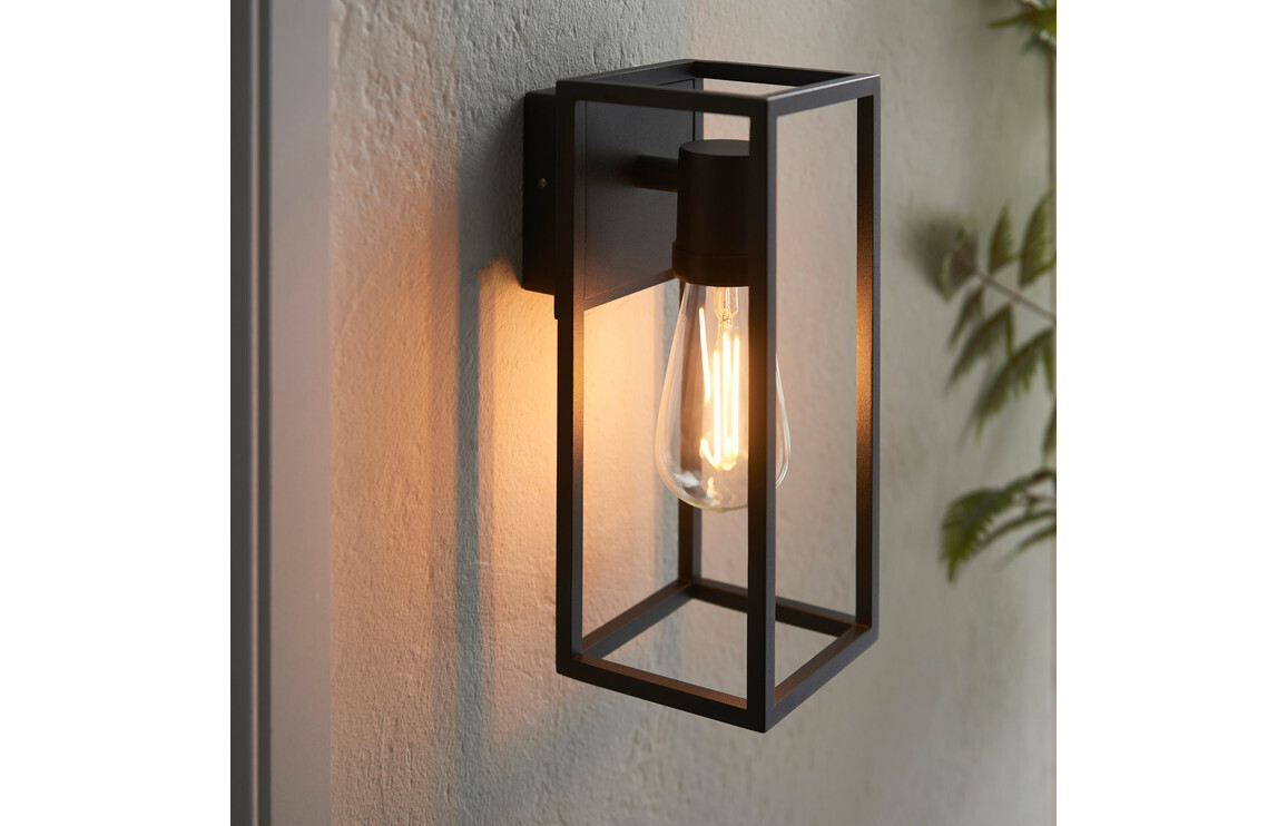 Brody Wall Light - Matt Black