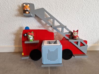 Toniebox Regal Feuerwehrauto