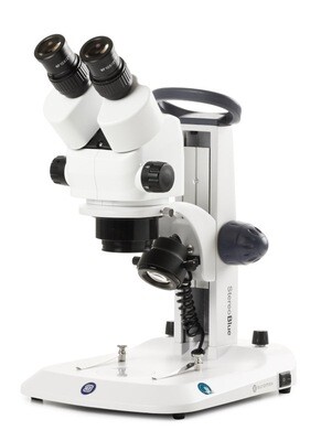 StereoBlue SB.1702 Stereomicroscoop Bioculair met 0,5 - 5,5x zoom EVO en Tandheugelstatief met 3 W LED