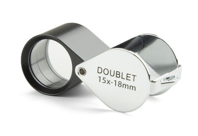 Inslagloep. Vergroting : 15x doublet. Met Aplanatisch lens Ø 18 mm. Beeldveld 14 mm