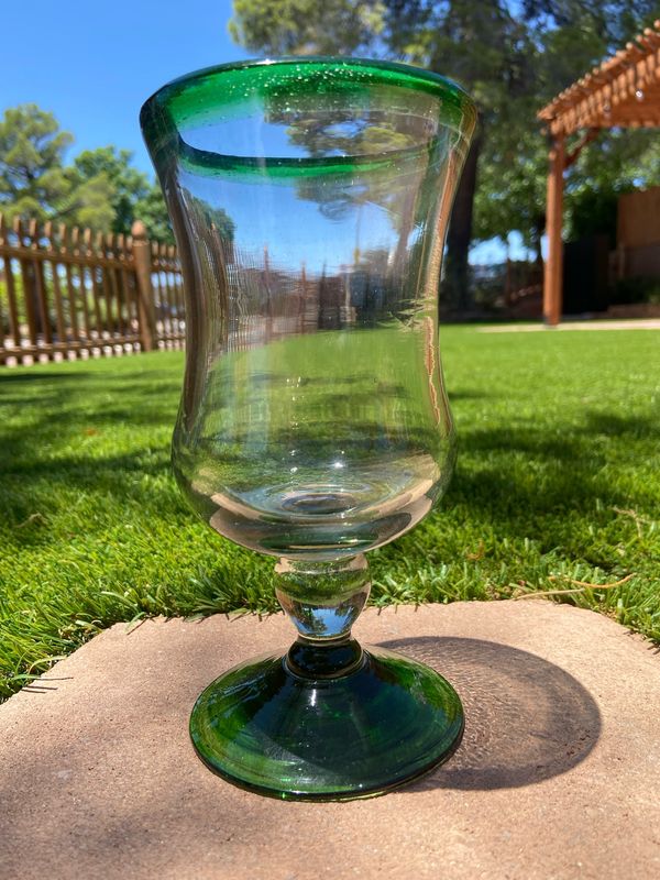 Reg Tall Glass Copa (green rim)