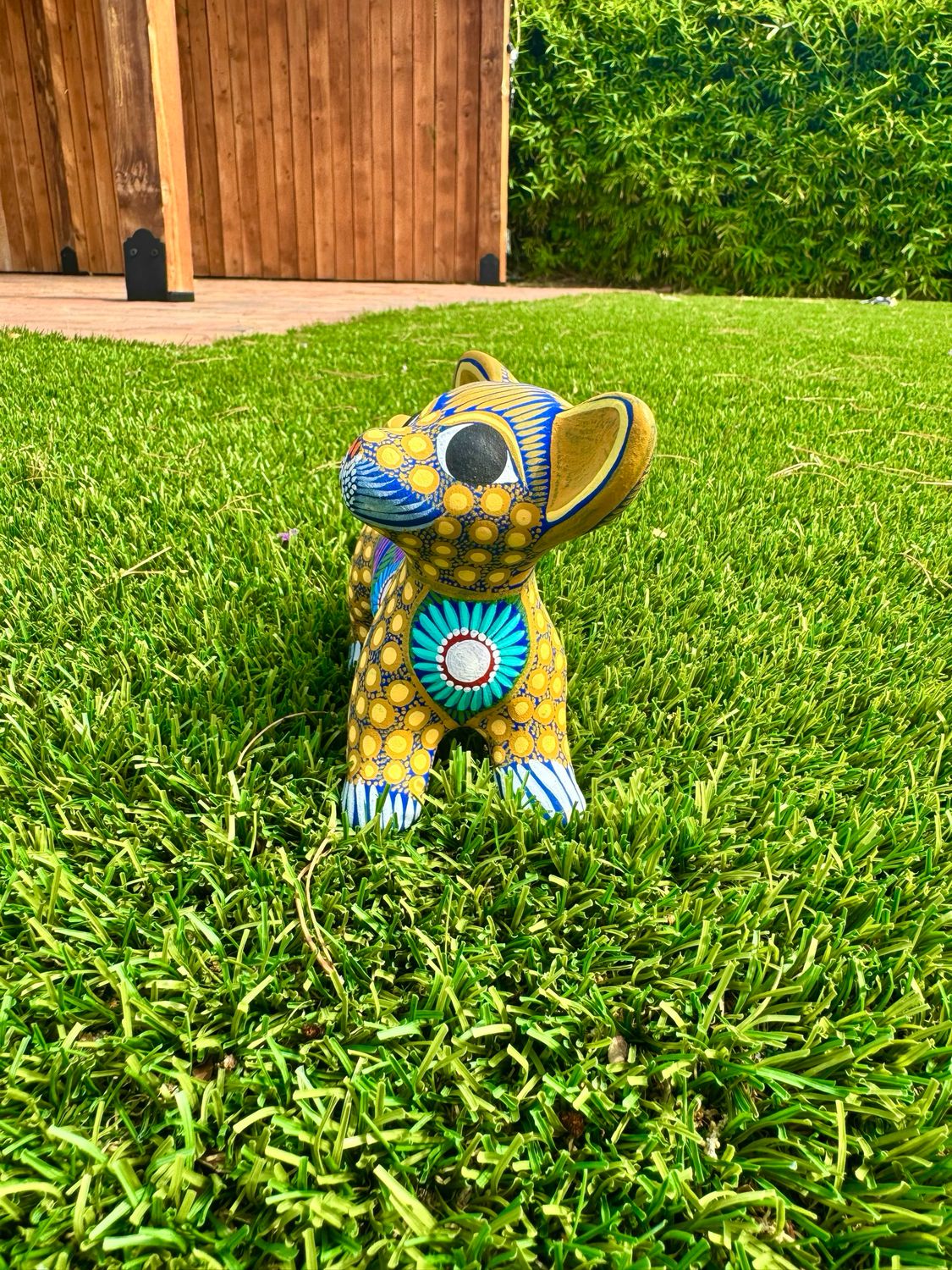 Mini Indoor Colorful Matte Chihuahua