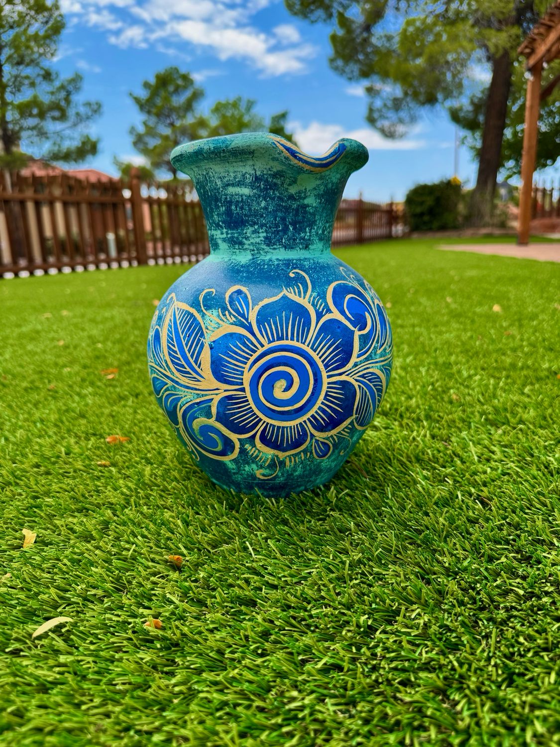 Round Jarrita Vase (Small) - Barro Oxidado