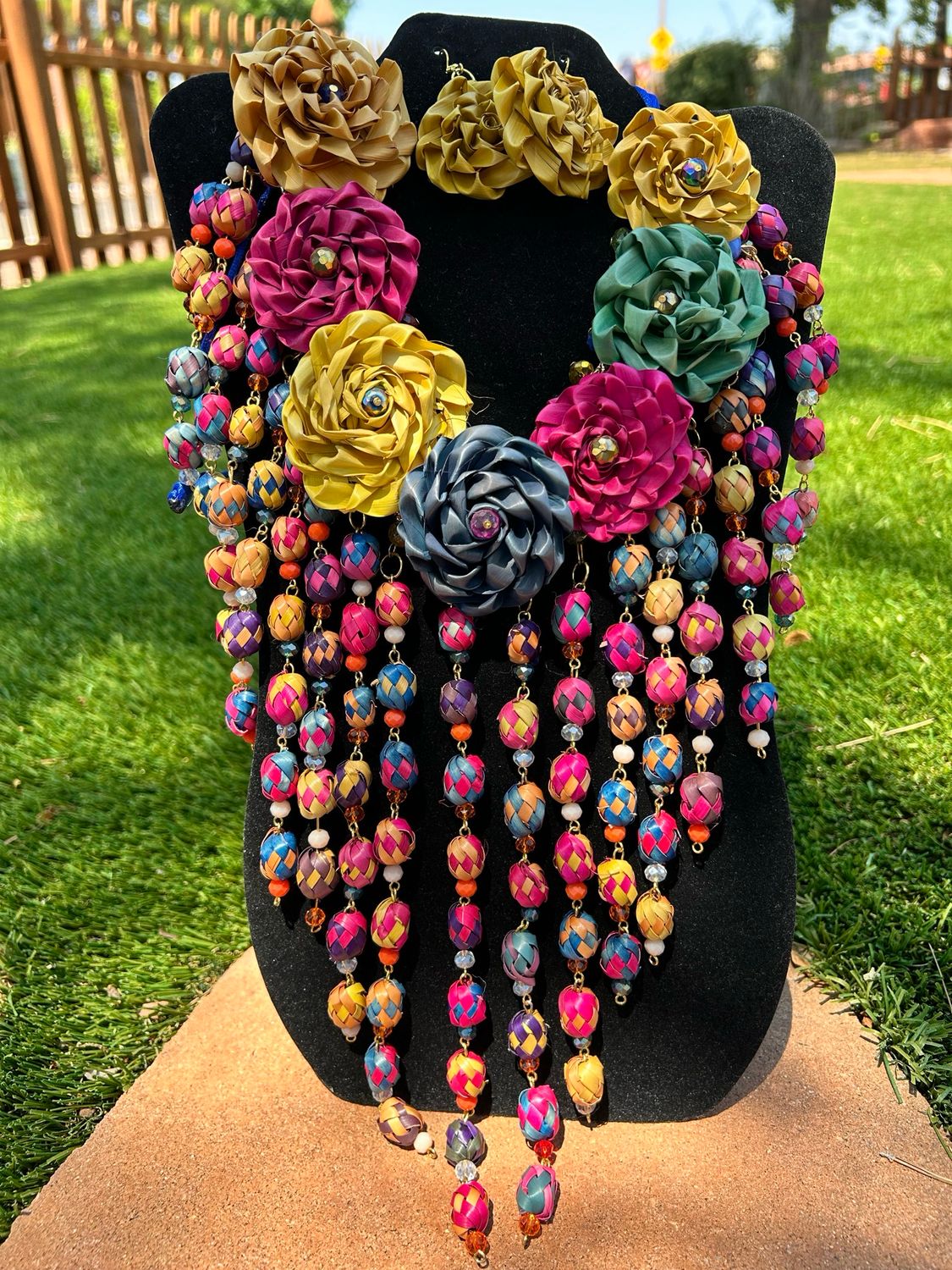 Large Floral Necklace W/Earnings
