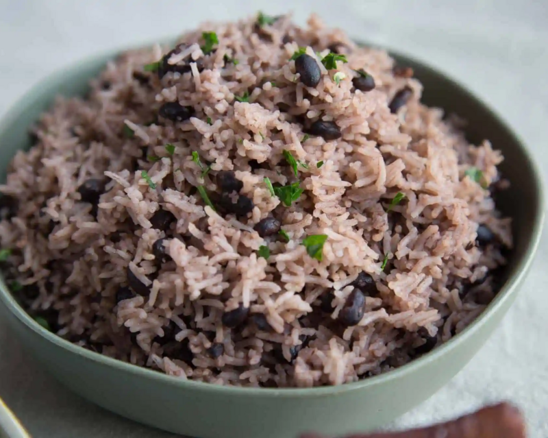 Mixed Black Beans &amp; Rice/ Moro de Habichuelas Negras