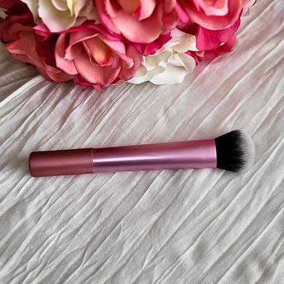 Universal Face Brush