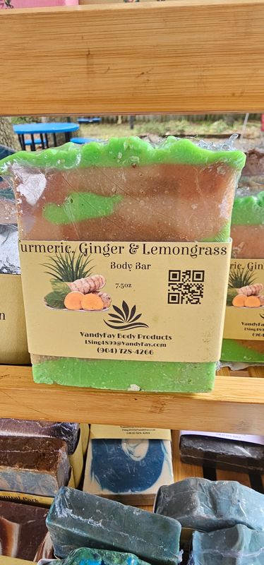 Turmeric, Ginger &amp; Lemongrass Moisturizing Body Bar