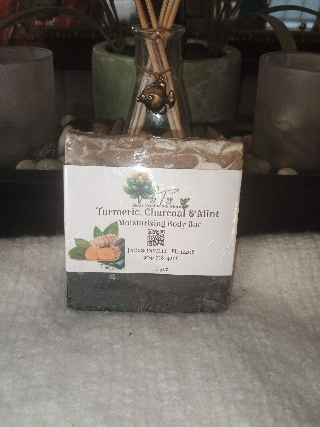 Turmeric, Charcoal &amp; Mint