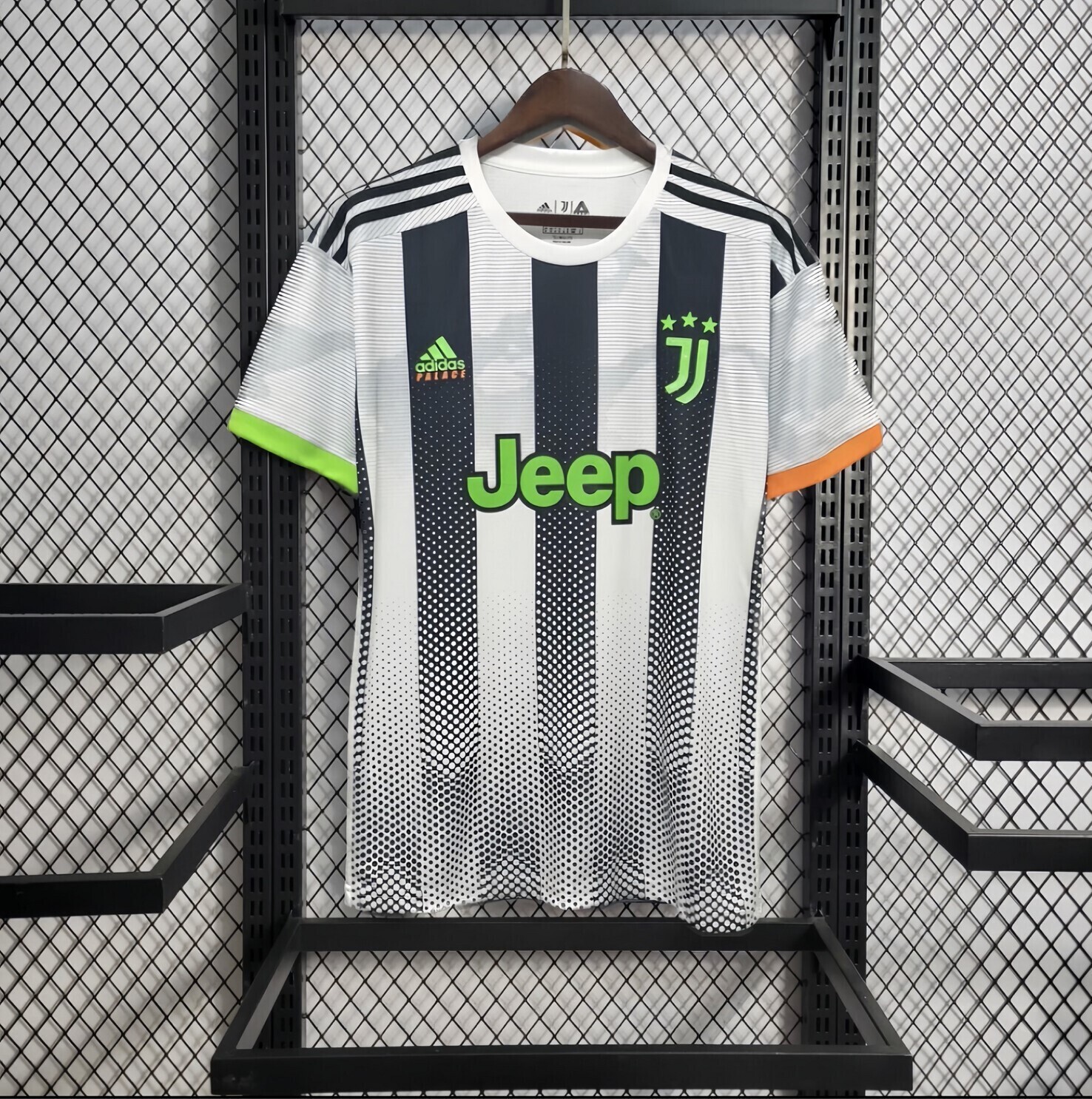 Juventus x palace 2019/2020