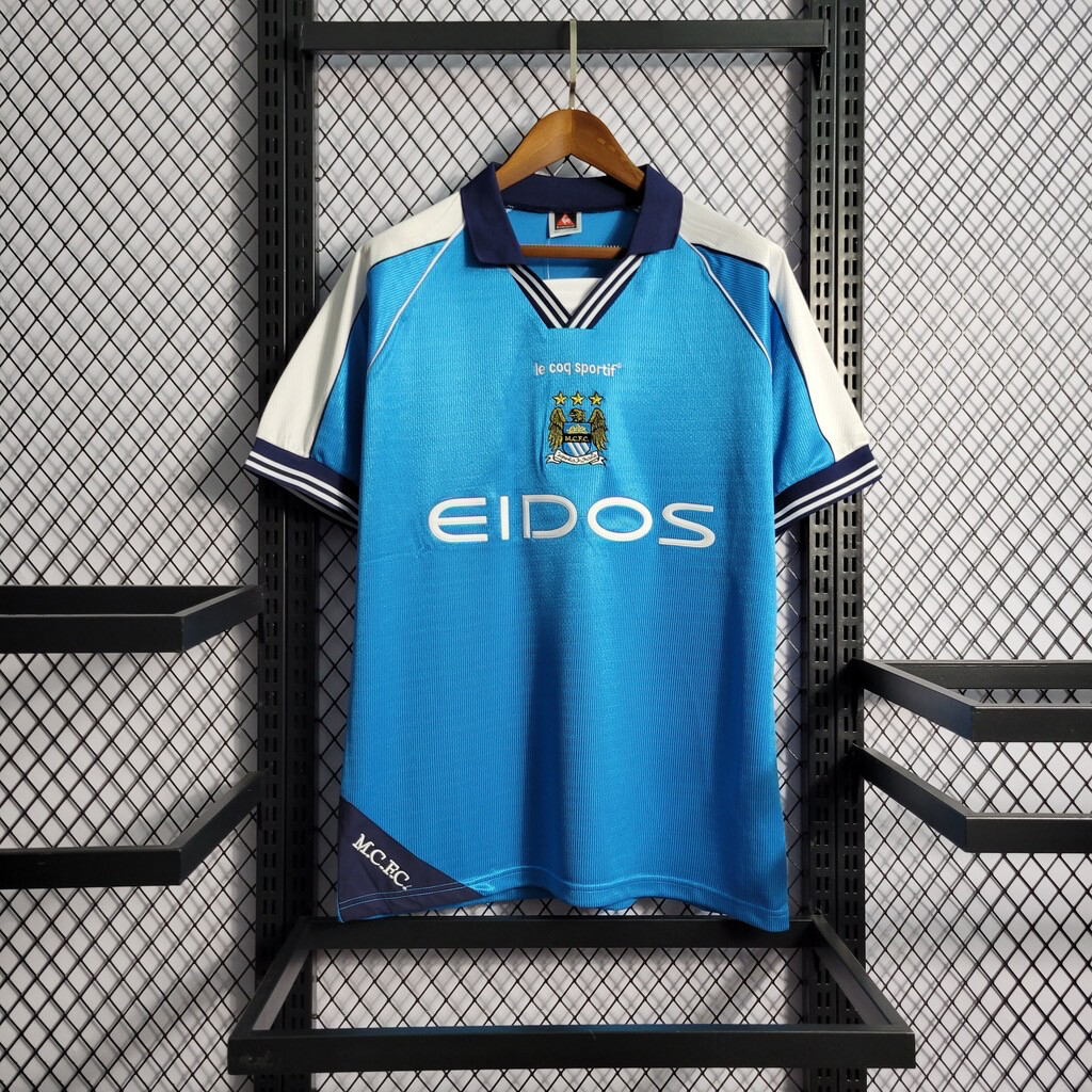 Manchester City 1999/00 home kit