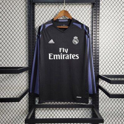 Real Madrid 2016/17 third kit