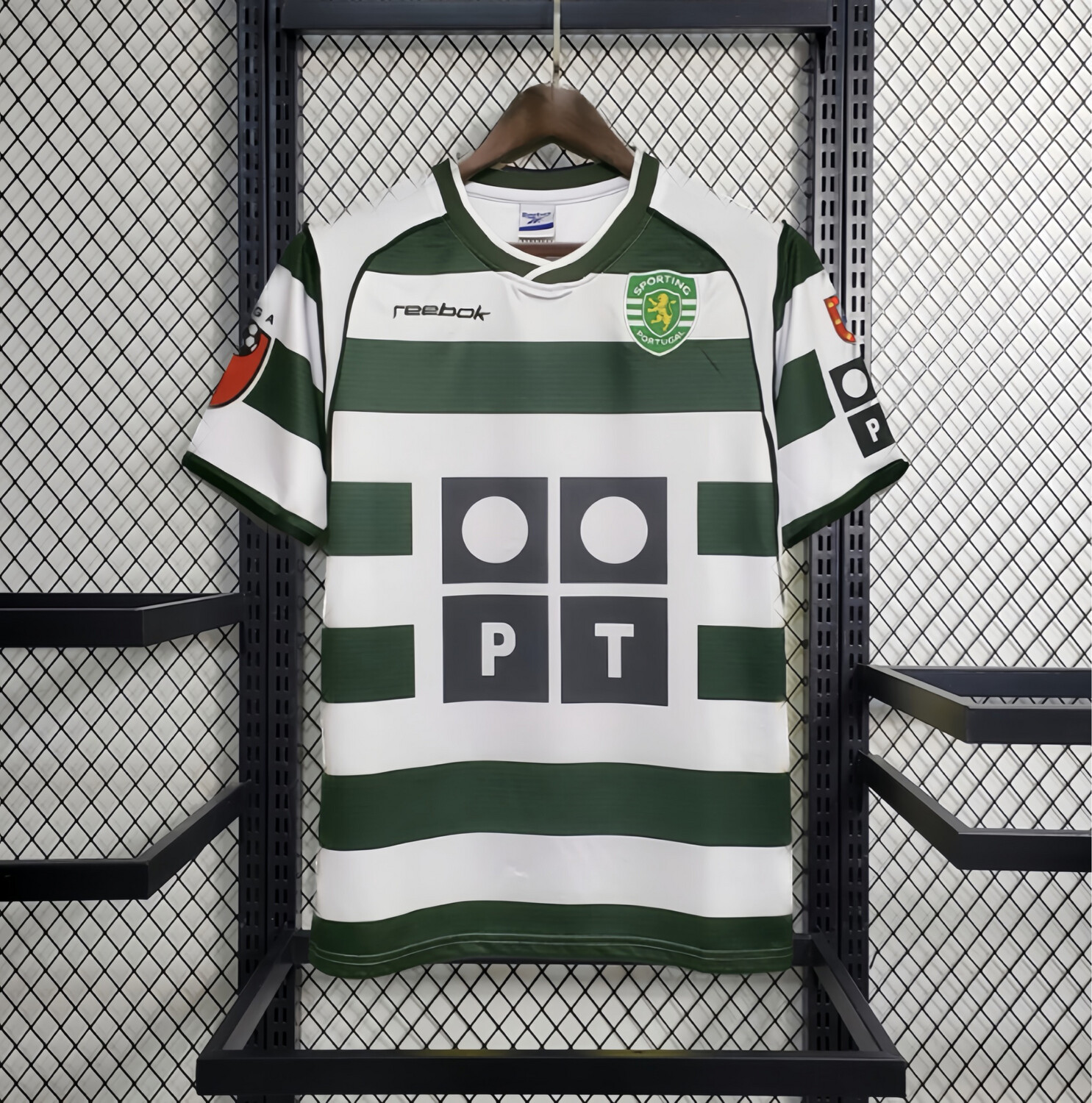 Sporting 2001-2002 home kit