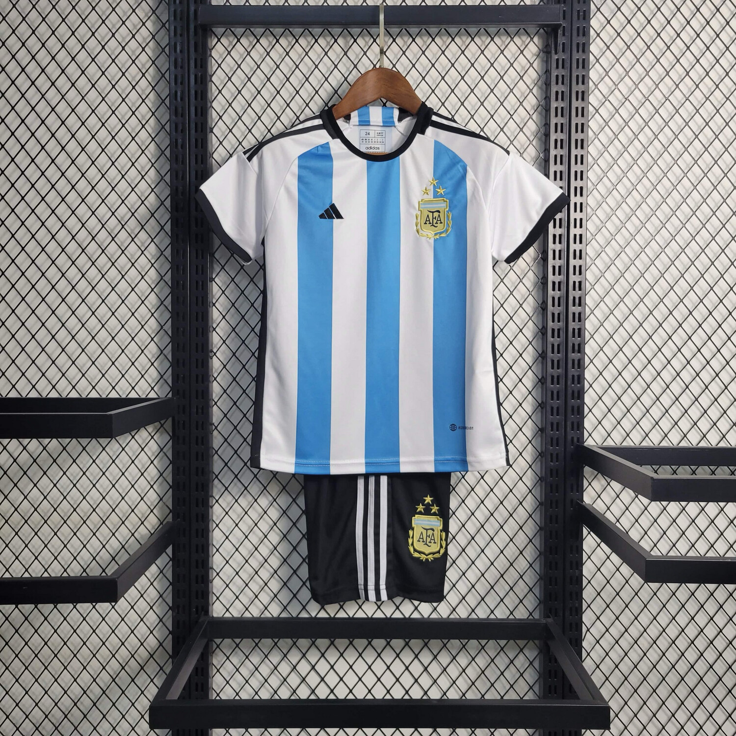 Argentina 2022/2023 home kit (Kids)