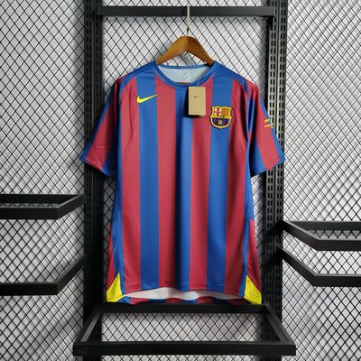 Barcelona 2005/06 home kit