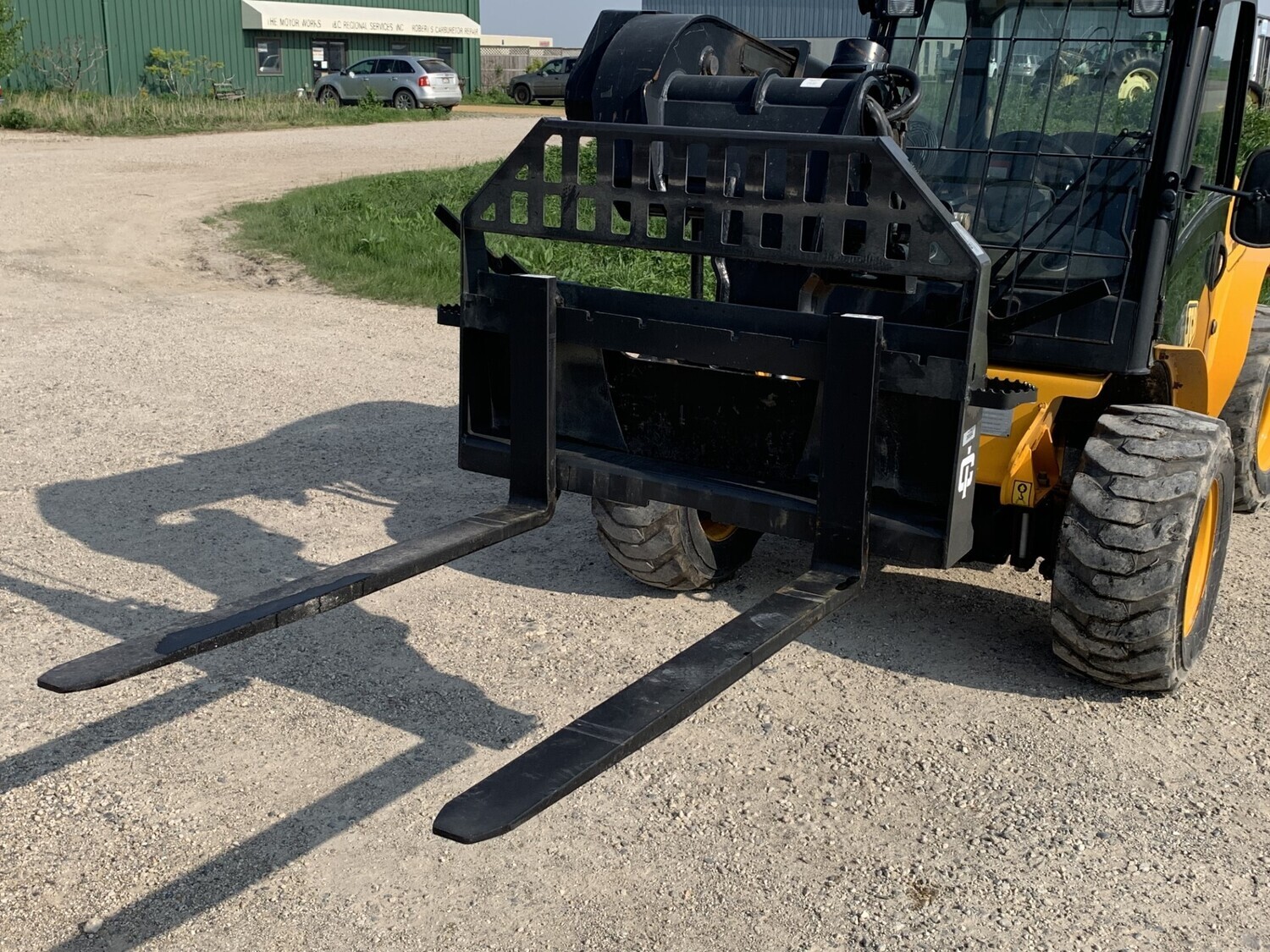 48" Heavy Duty Pallet Forks (5500lbs)