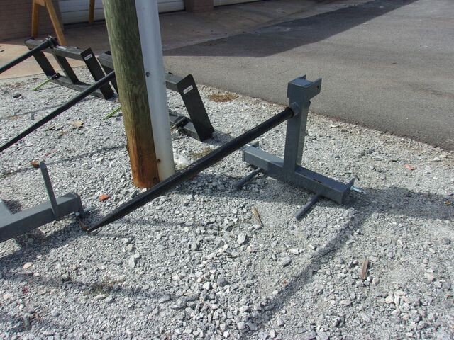 3-Pt. Handling Equipment