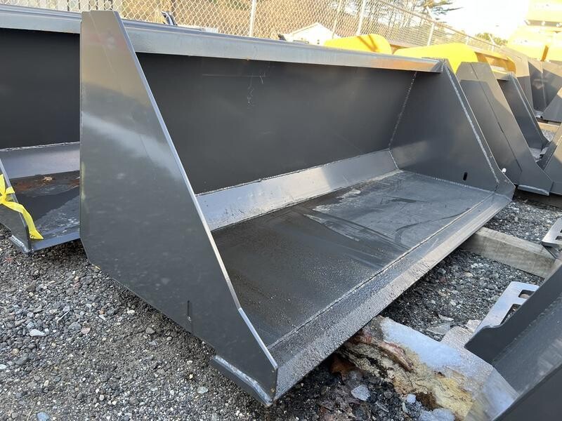 63" Heavy Duty Tractor Bucket