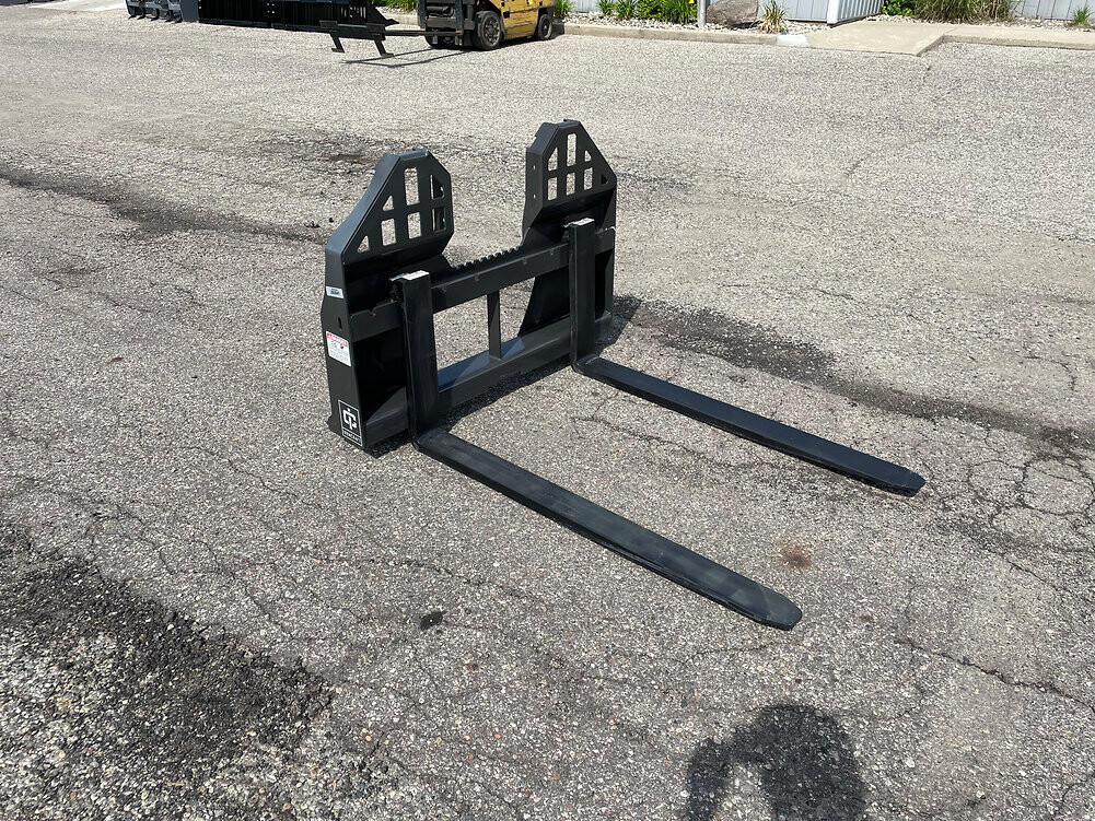 72"Heavy Duty Walk Thru Pallet Forks(5500lbs)