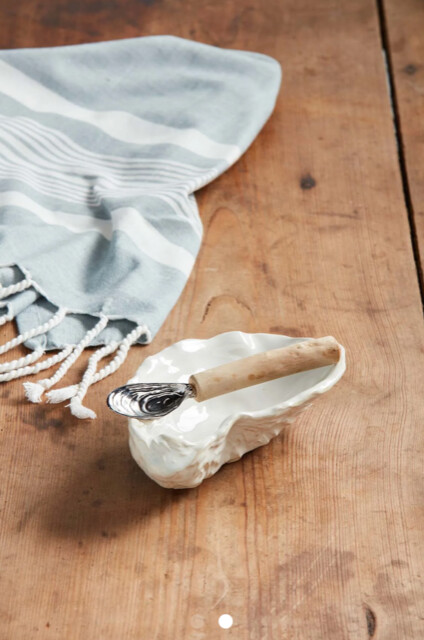 Oyster Shaped Dip Bowl