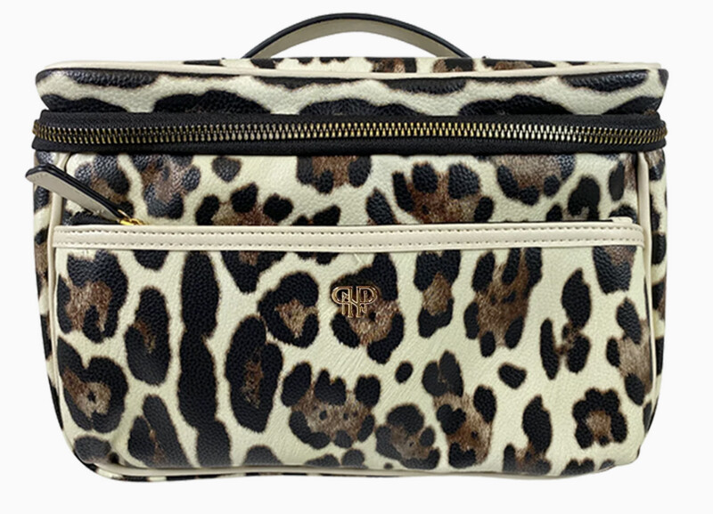 Getaway Classic Train Case - Crm Leopard
