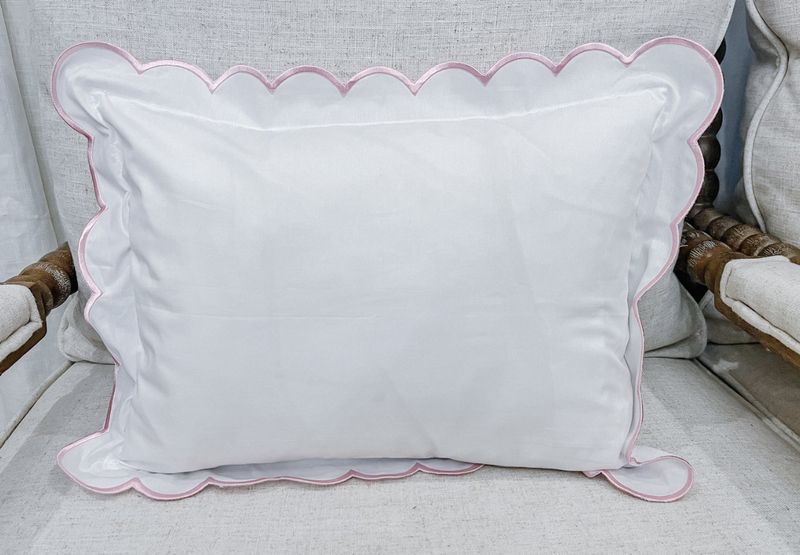 Scalloped Edge Pillow Case