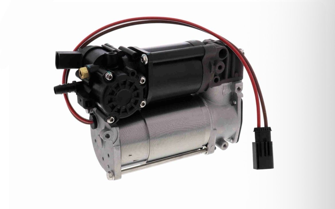 Mercedes E-Class 212, CLS-Class 218 Air Compressor A2123200404 Mercedes E-Class 212, CLS-Class 218 Air Compressor A2123200404