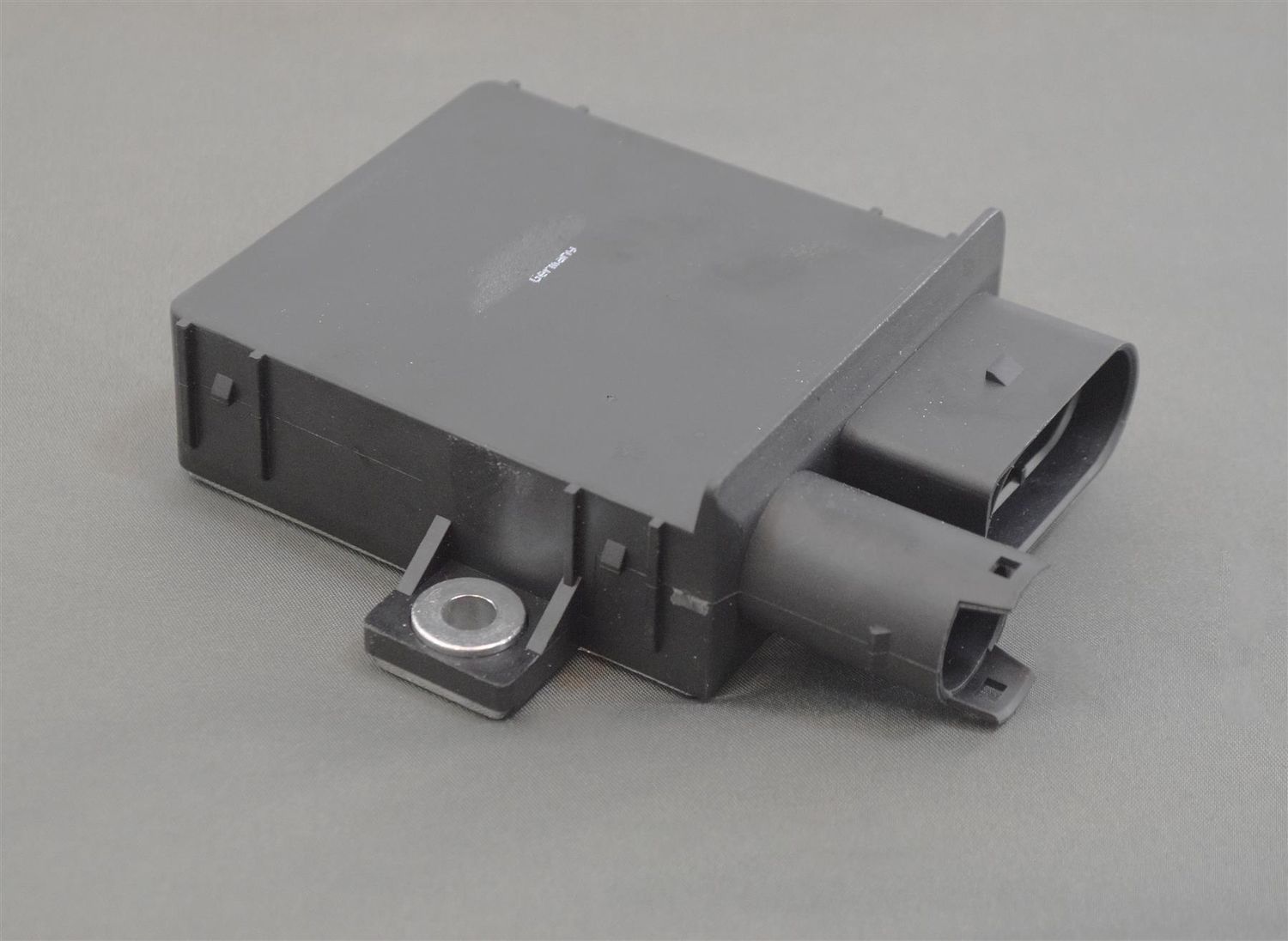 BMW E81, E87N, E88, E82, E90, E90N, E91, E91N, E92, E93, E60N, E61N, E84 (X1), E83N (X3) Glow Plug Relay BMW E81, E87N, E88, E82, E90, E90N, E91, E91N, E92, E93, E60N, E61N, E84 (X1), E83N (X3) Glow Plug Relay