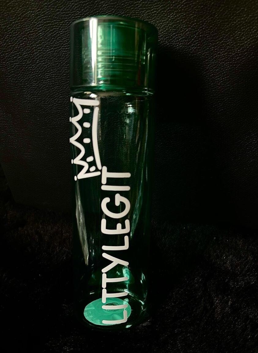 LITTYLEGIT 👑  WATER BOTTLE