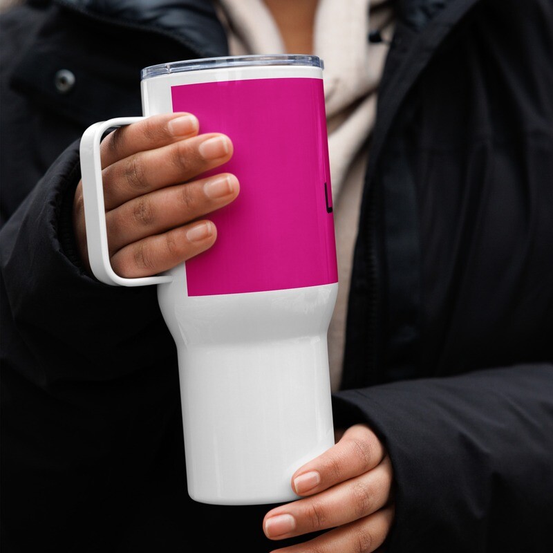 Travel mug with a handle