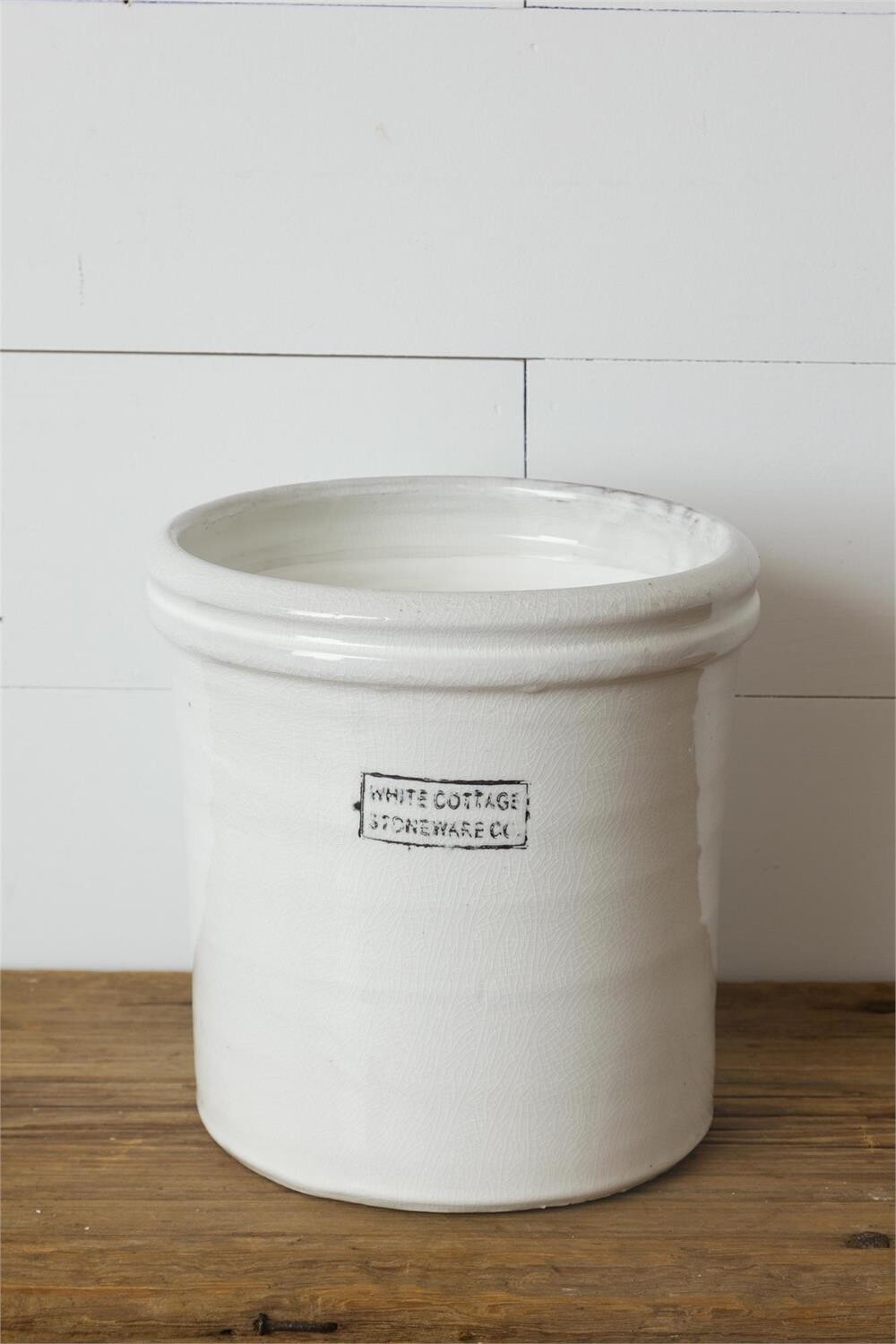 White Cottage Stoneware Small 6.5 X 5.5