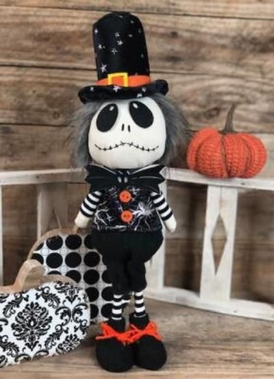 Spooky Halloween Boy 17.5&quot;
