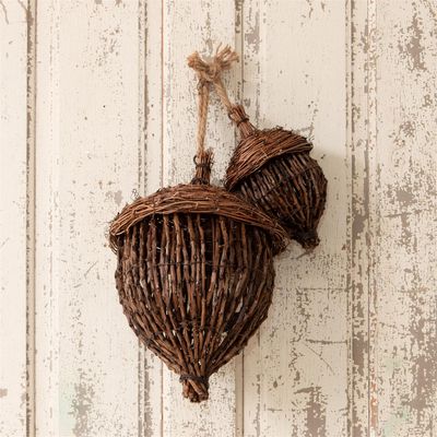 Hand-Woven Grapevine Acorn L