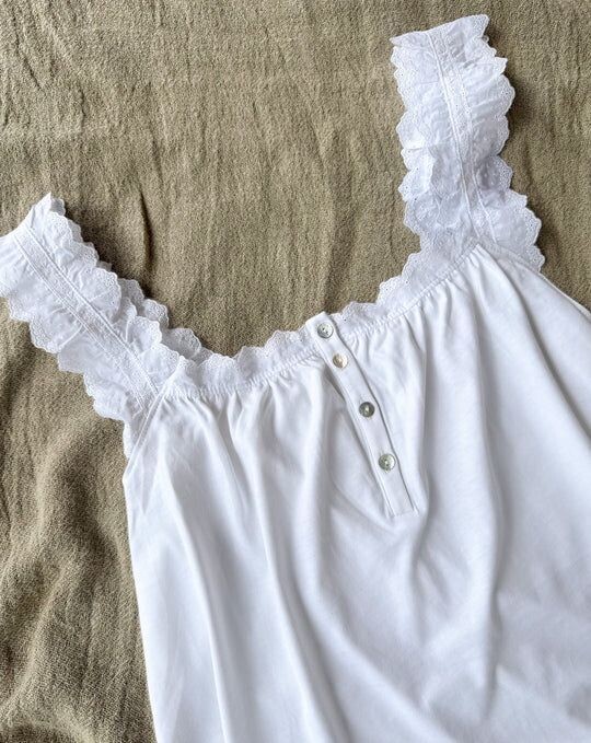 Pijama Tira Bordada - Blanco