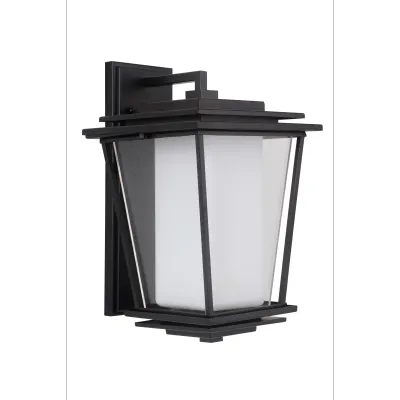 Neyland Large Outdoor Classic Style Wall Light Neyland Large Outdoor Classic Style Wall Light