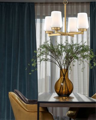 Manchester 4-Light Classy Chandelier Brass