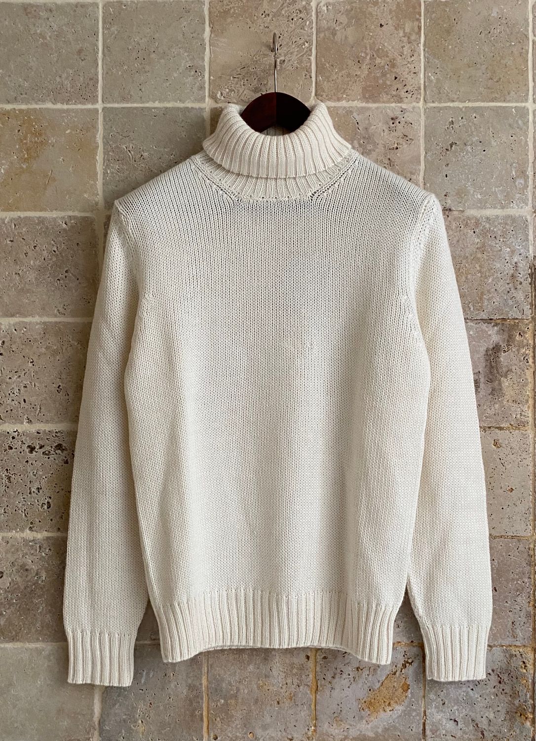 Pull col roulé beige ivoire