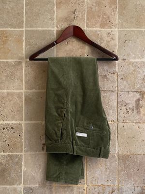 Pantalon en velours côtelé vert