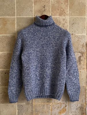 Pull col roulé mouliné