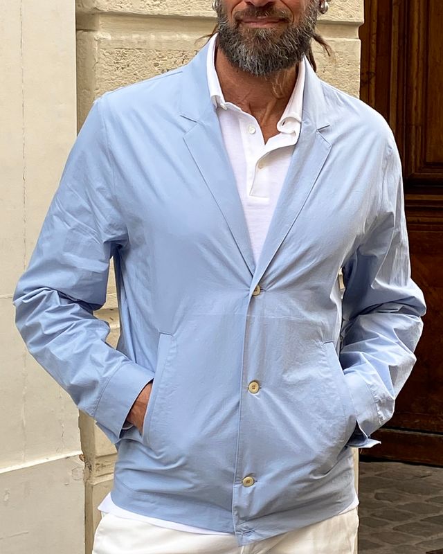 Veste bleu claire