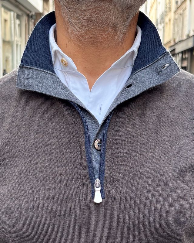 Pull col zippé