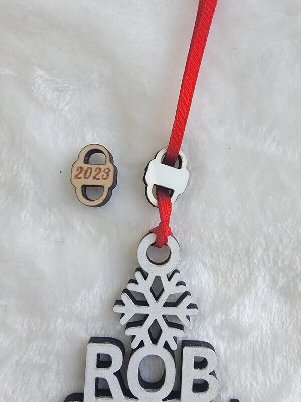 ornament year pieces
