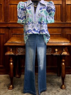 Blue/Green Floral Top With Scallop Trim