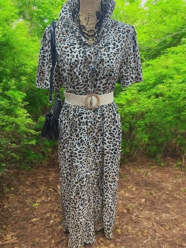 Leopard Button Front Dress w/belt