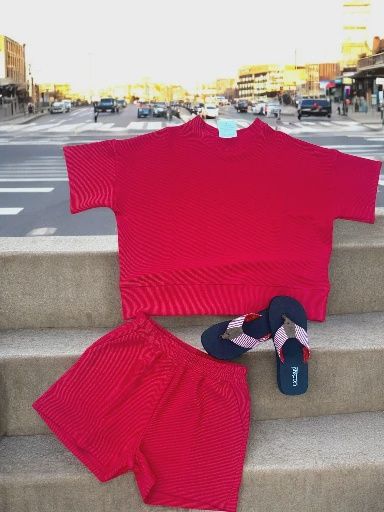 Small Ribbed Solid Short Set