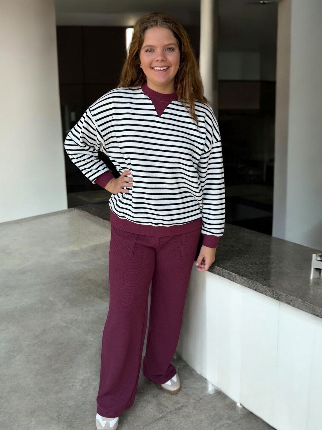Round Neck Cloudy Knit Stripe Sweatshirt