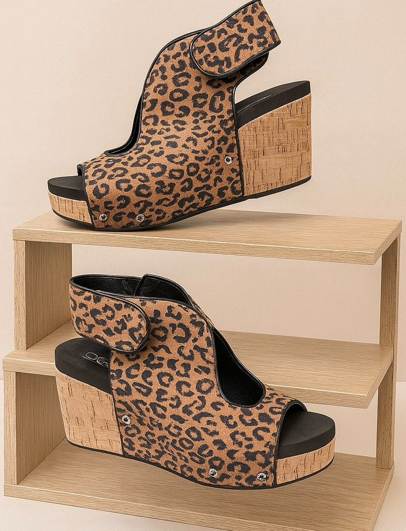 Frisky Wedge