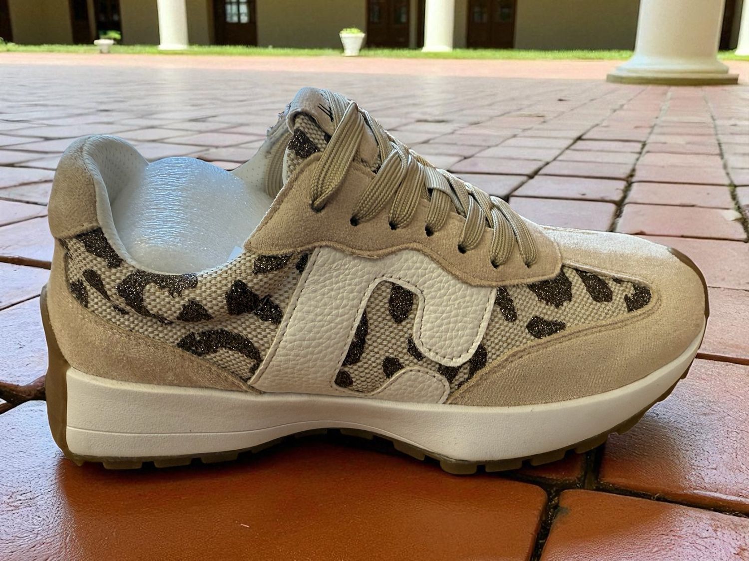 No Prob Tan Leopard Sparkle Sneaker