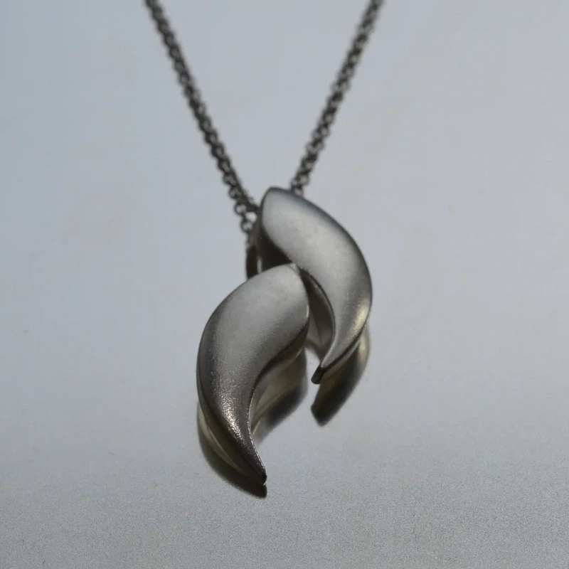 Sassi Design, Syksy riipus